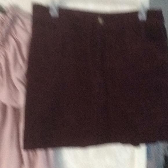 EUC ! 2 PIECE OUTFIT 🌺🌻🌼 - Picture 3 of 4